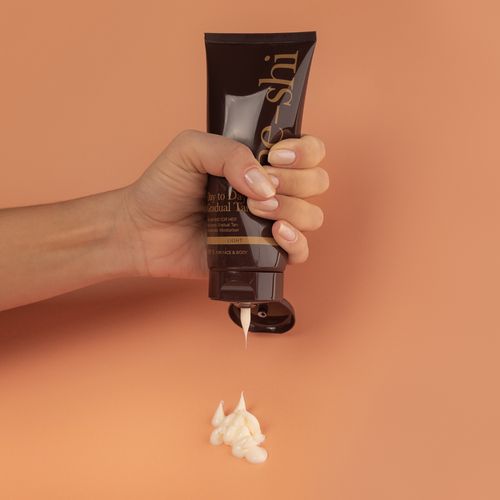 He-Shi Day-to-Day Gradual Tan | 200ml Nourishing Self-Tan Cream